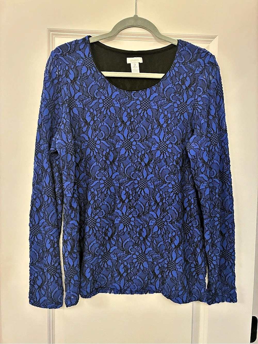 Chico's Scalloped Hem Lace Top Floral Long Sleeve Blue & Black Size 2